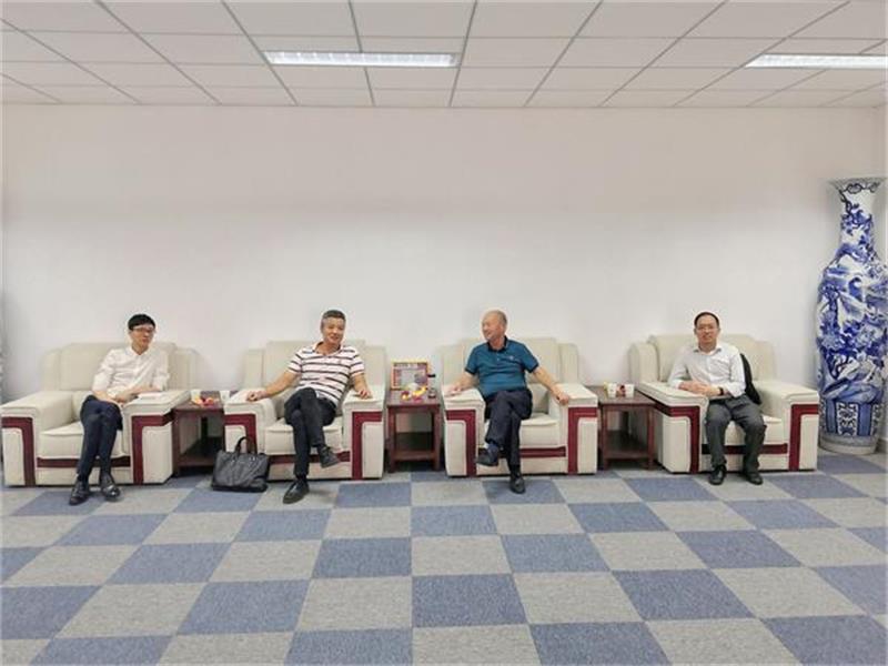 清华研究院陆院长一行 来江南电子网站(中国)官方网站共商产业规划
