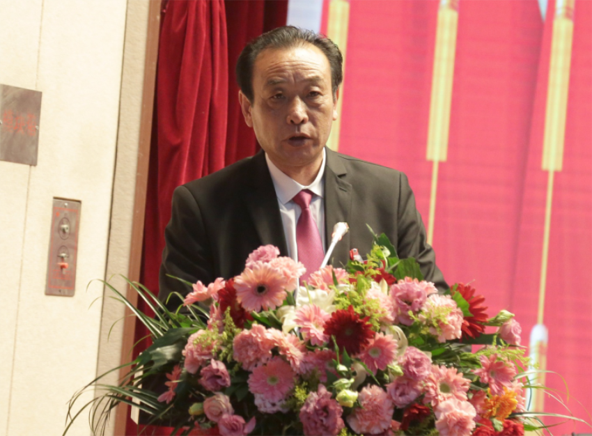 江南电子网站(中国)官方网站第一届党委班子选举大会---宝润实业集团党委常委、纪委副书记郑军同志作纪委工作报告